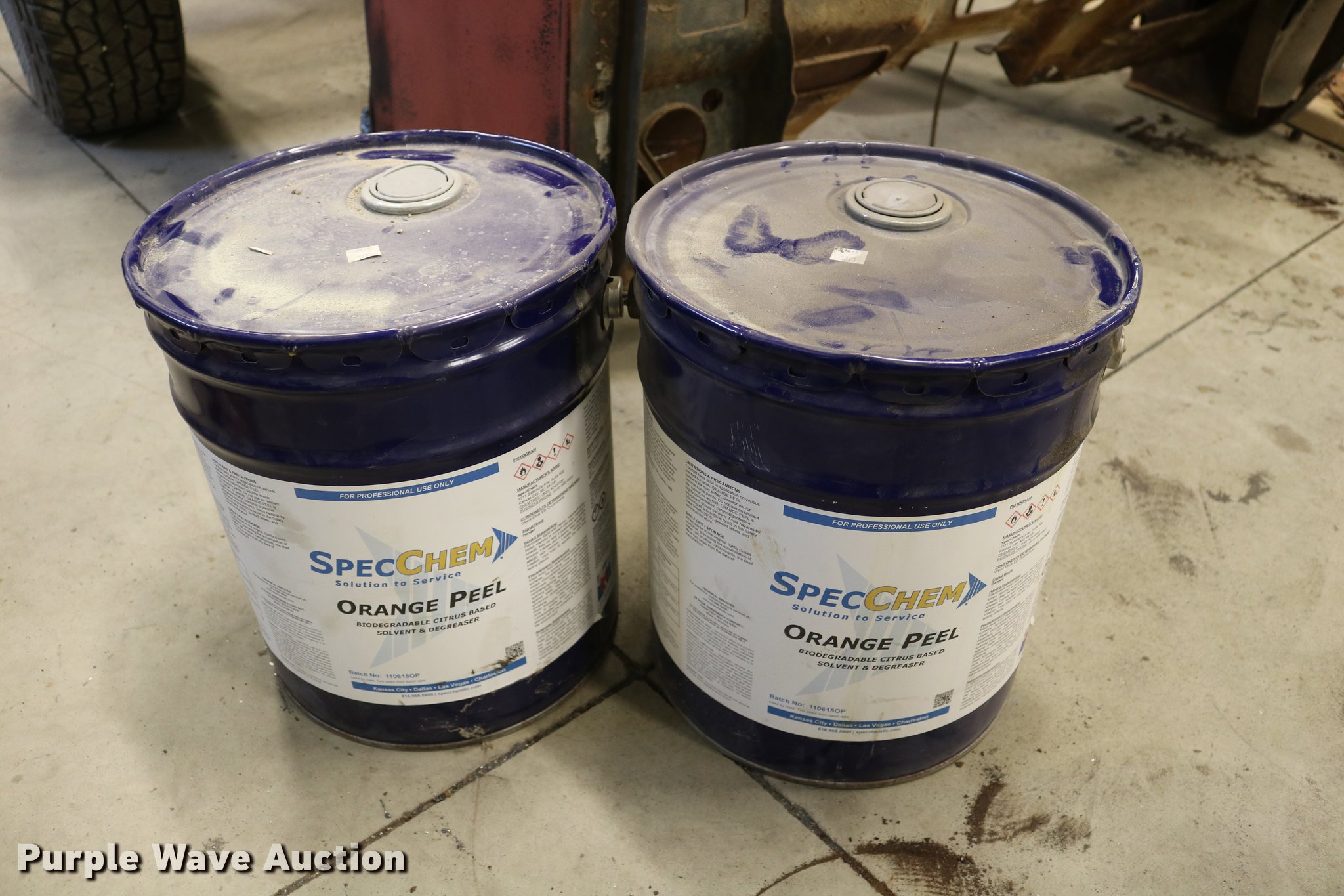 (4) Spec chem five gallon buckets of concrete sealer in Russell, KS