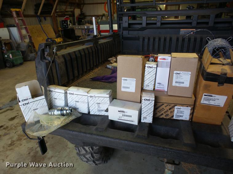 image for item AY9562 2011 Case SR220 skid steer