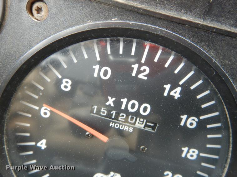 image for item DC0400 2000 Mack CH613 semi truck