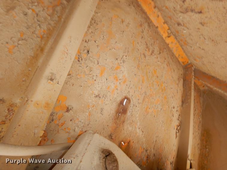 image for item DC0401 1969 Timpte BD2T double hopper bottom dump trailer