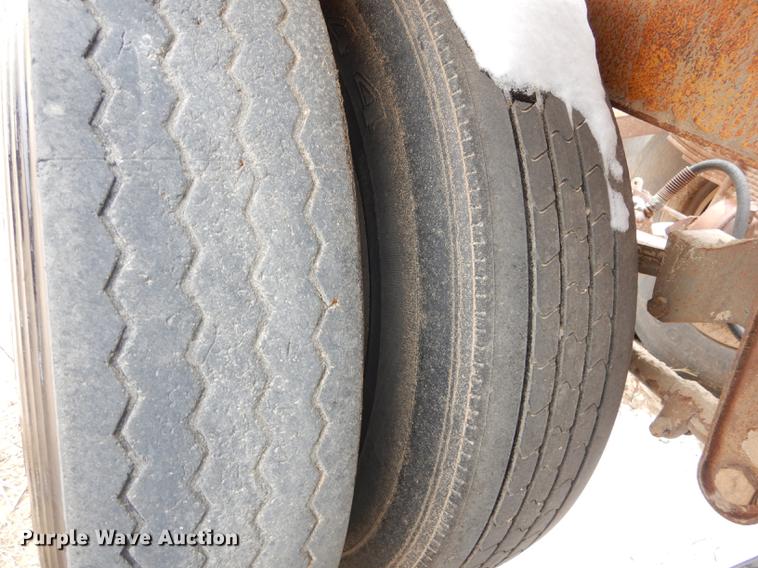 image for item DC0401 1969 Timpte BD2T double hopper bottom dump trailer