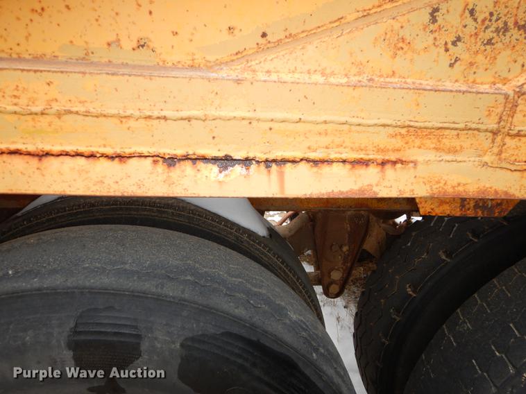 image for item DC0401 1969 Timpte BD2T double hopper bottom dump trailer