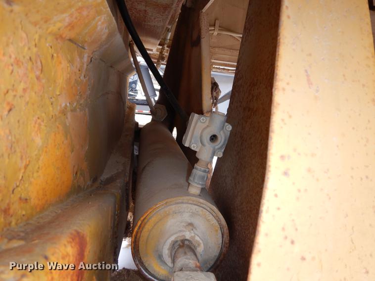 image for item DC0401 1969 Timpte BD2T double hopper bottom dump trailer