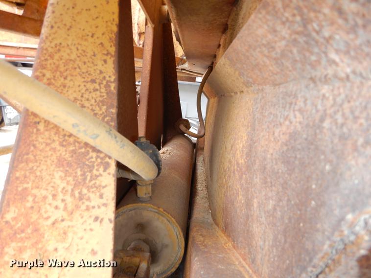 image for item DC0401 1969 Timpte BD2T double hopper bottom dump trailer