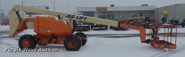 image for item DC1202 1998 JLG 600A boom lift