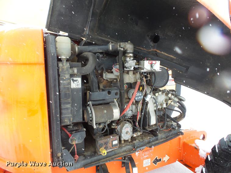 image for item DC1202 1998 JLG 600A boom lift