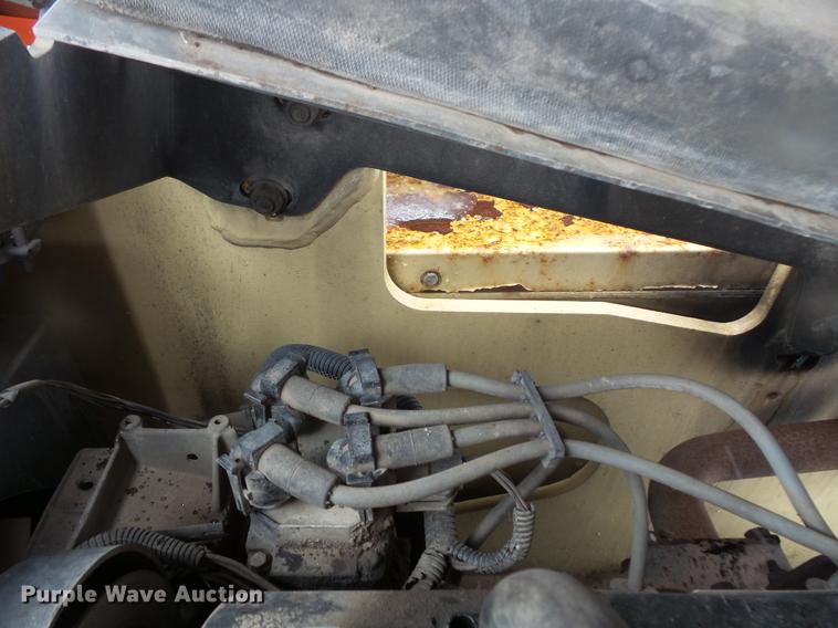 image for item DC1202 1998 JLG 600A boom lift