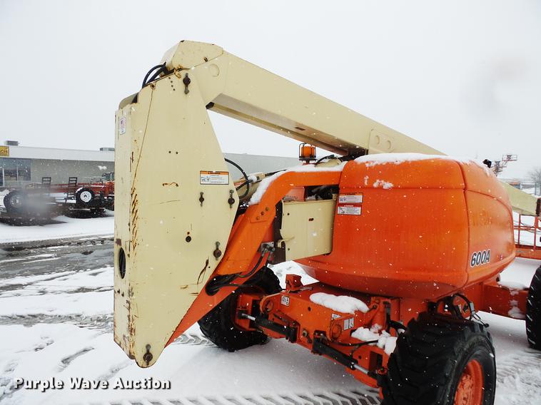 image for item DC1202 1998 JLG 600A boom lift