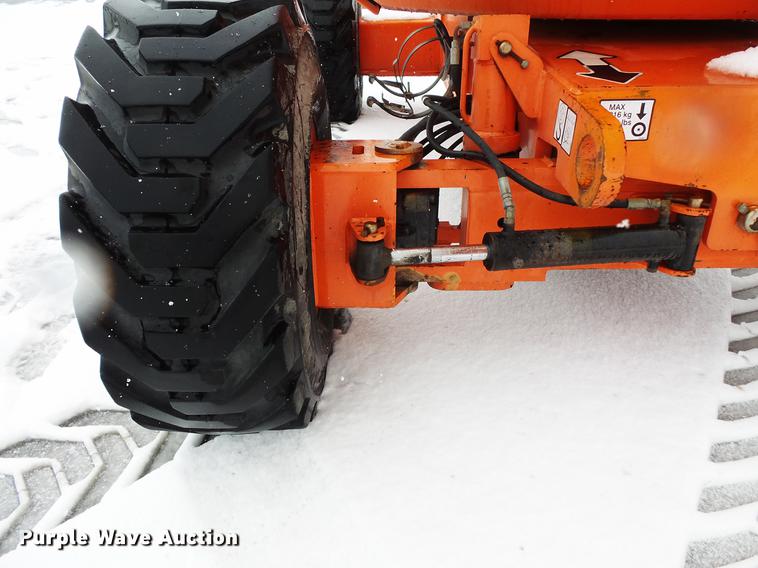 image for item DC1202 1998 JLG 600A boom lift