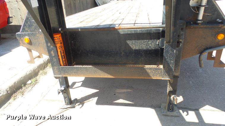 image for item DC3110 2008 PJ Trailers equipment trailer