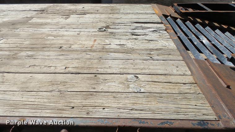 image for item DC3110 2008 PJ Trailers equipment trailer