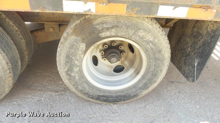 image for item DC3110 2008 PJ Trailers equipment trailer