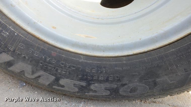 image for item DC3110 2008 PJ Trailers equipment trailer