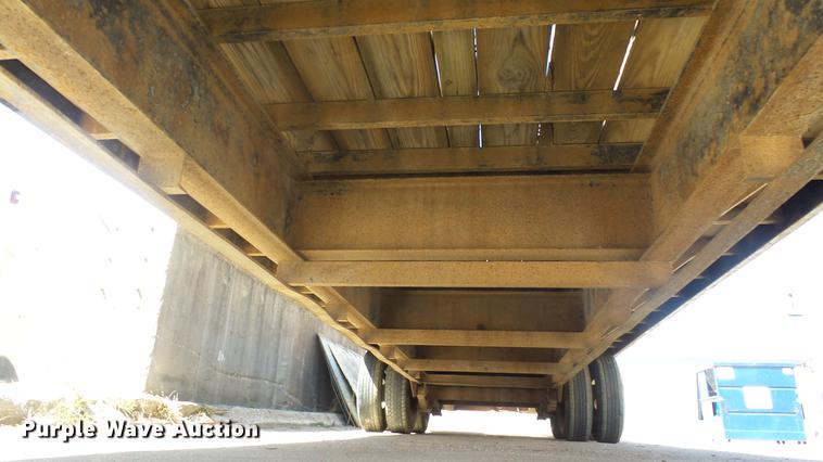 image for item DC3110 2008 PJ Trailers equipment trailer