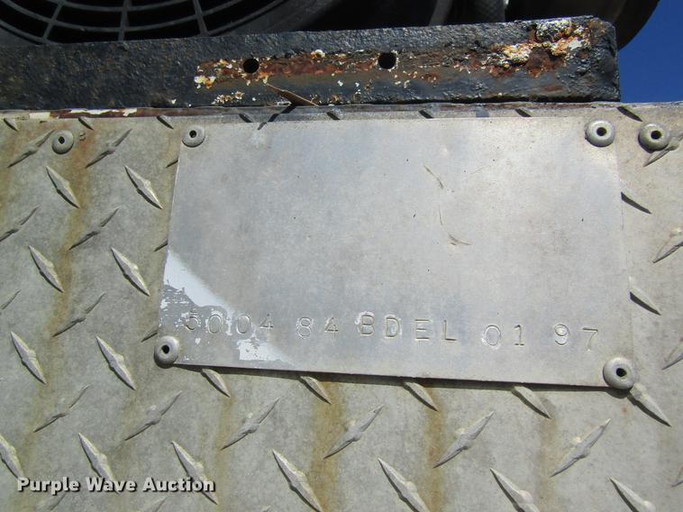 image for item DC4323 2000 Ford F650 service truck