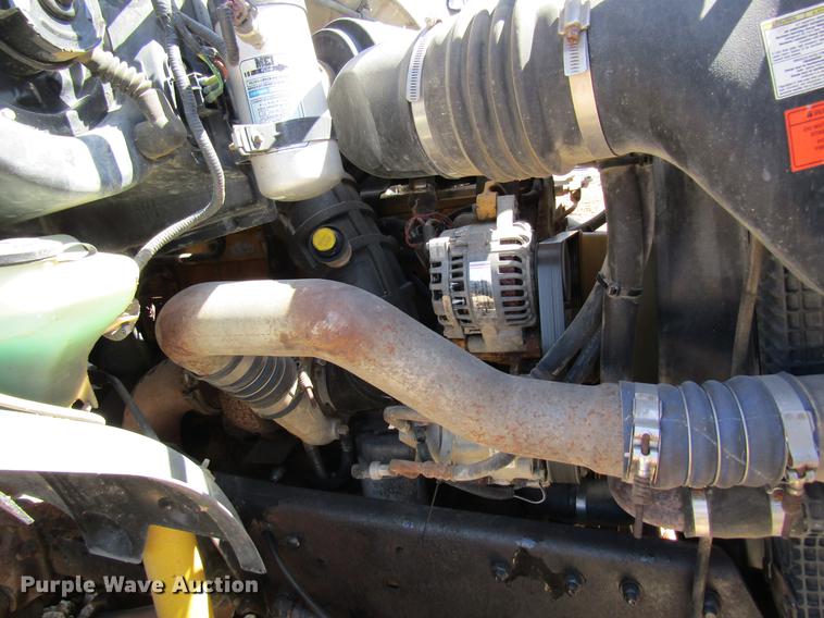 image for item DC4323 2000 Ford F650 service truck