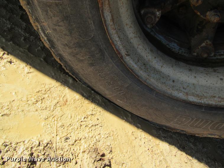 image for item DC4326 1989 Ford LT9000 dump truck