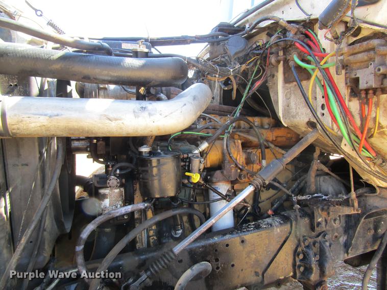 image for item DC4326 1989 Ford LT9000 dump truck