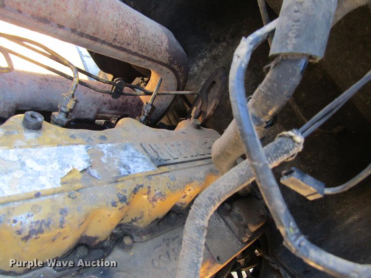 image for item DC4326 1989 Ford LT9000 dump truck