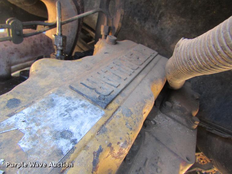 image for item DC4326 1989 Ford LT9000 dump truck