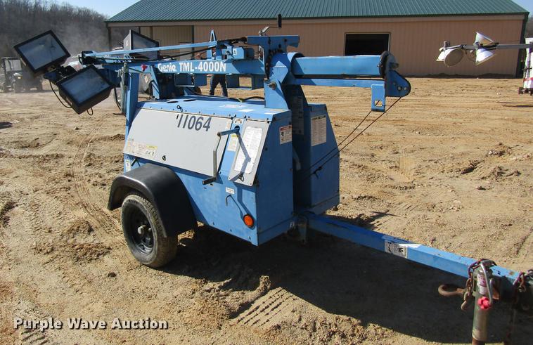 image for item DC4329 2008 Genie TML-4000N light plant