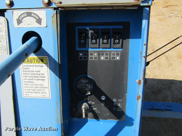 image for item DC4329 2008 Genie TML-4000N light plant