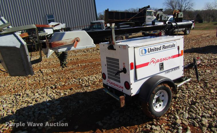 image for item DC4330 Magnum MLT3060MMH light plant