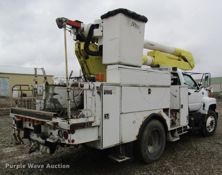 image for item DC4331 2001 Chevrolet C7500 bucket truck