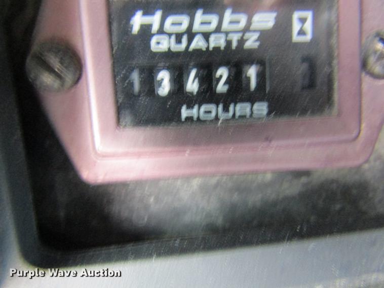 image for item DC4331 2001 Chevrolet C7500 bucket truck