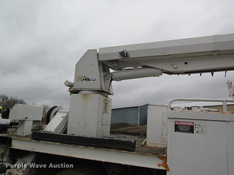 image for item DC4332 1993 Ford F800 digger derrick truck