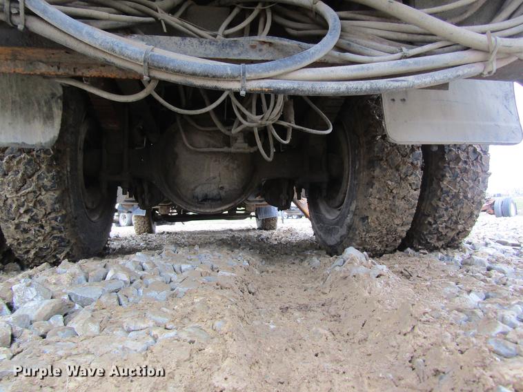 image for item DC4332 1993 Ford F800 digger derrick truck