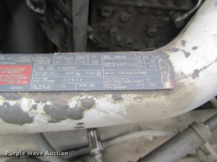 image for item DC4332 1993 Ford F800 digger derrick truck