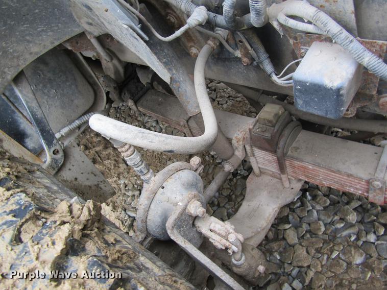 image for item DC4332 1993 Ford F800 digger derrick truck