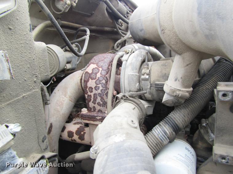 image for item DC4332 1993 Ford F800 digger derrick truck