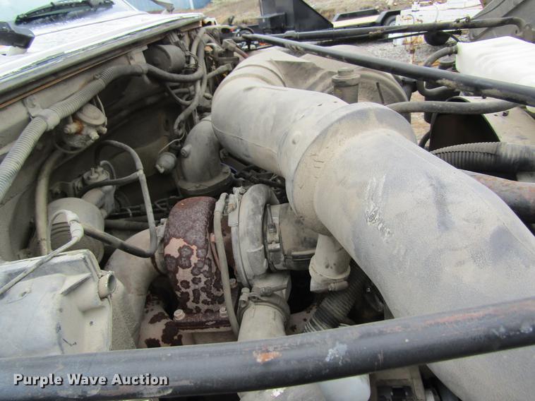 image for item DC4332 1993 Ford F800 digger derrick truck