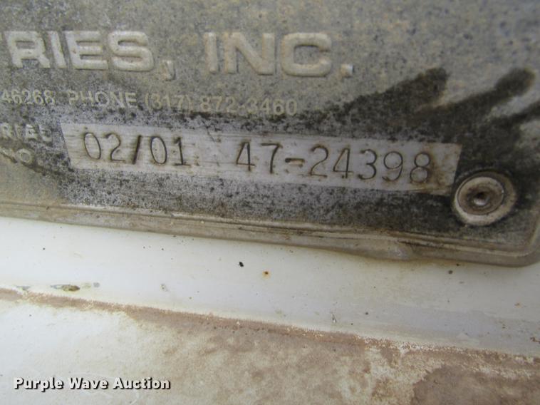 image for item DC4334 2000 Chevrolet C7500 bucket truck