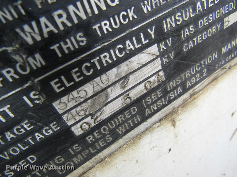 image for item DC4334 2000 Chevrolet C7500 bucket truck