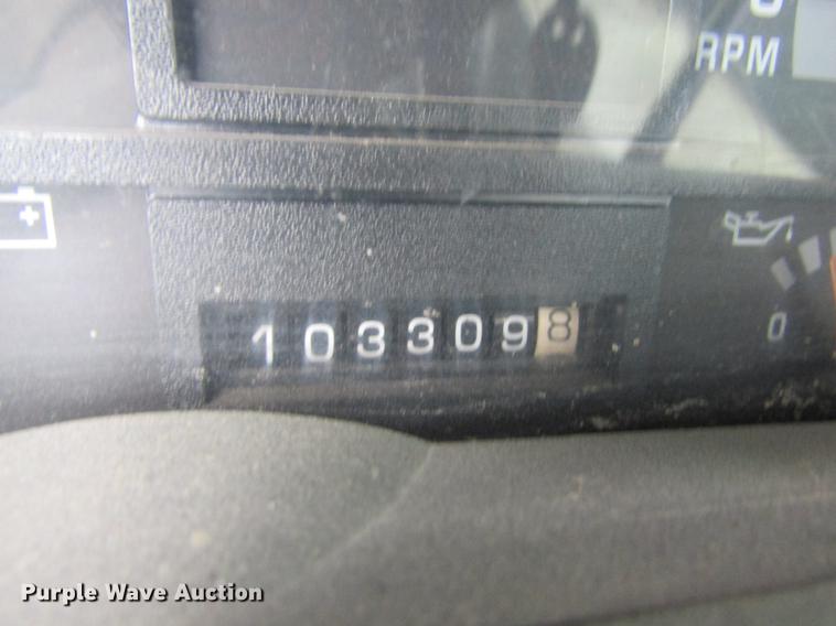 image for item DC4334 2000 Chevrolet C7500 bucket truck