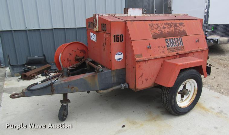 image for item DC4364 Smith 160 air compressor