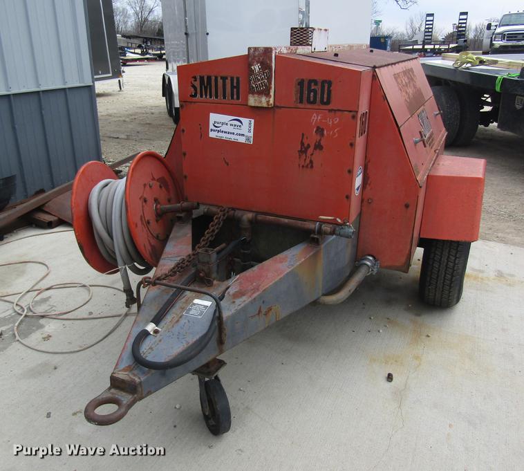 image for item DC4364 Smith 160 air compressor