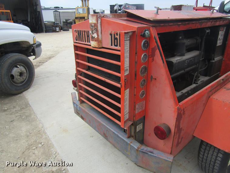 image for item DC4364 Smith 160 air compressor