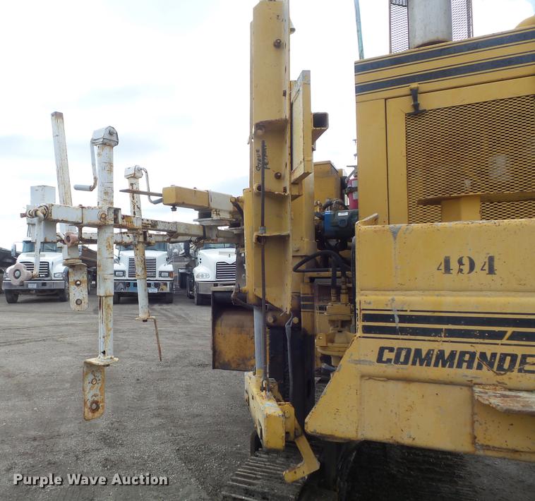 image for item DC7366 1988 Gomaco GT-6200 Commander II curb and gutter machine