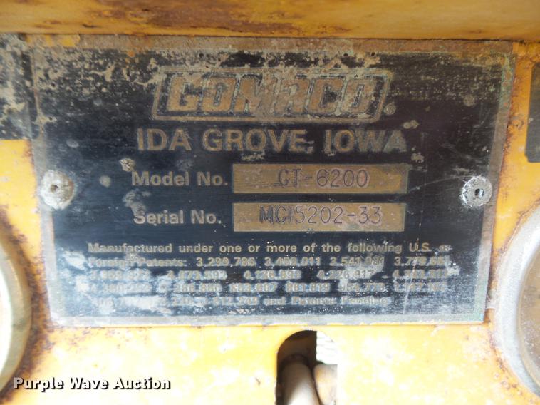 image for item DC7366 1988 Gomaco GT-6200 Commander II curb and gutter machine