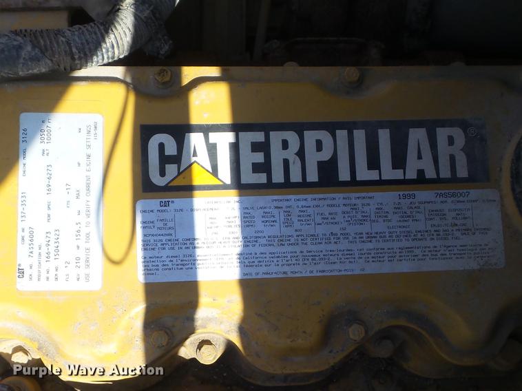 image for item DC7367 1999 GMC C7500 roll-off container truck