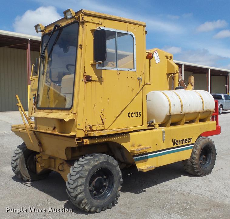 image for item DC7370 1988 Vermeer CC135 concrete cutter