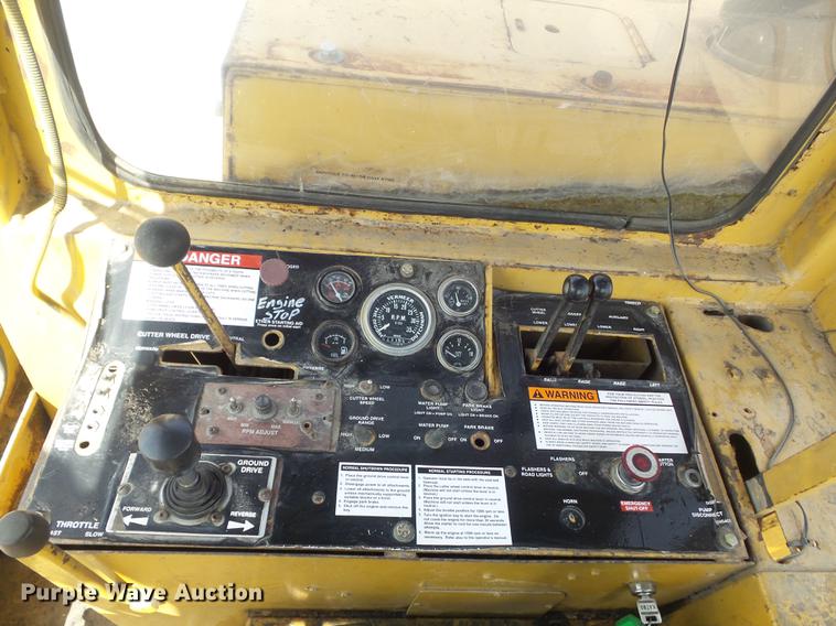 image for item DC7370 1988 Vermeer CC135 concrete cutter