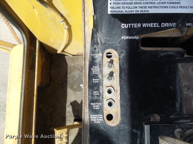 image for item DC7370 1988 Vermeer CC135 concrete cutter