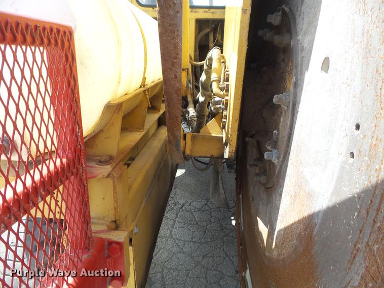 image for item DC7370 1988 Vermeer CC135 concrete cutter