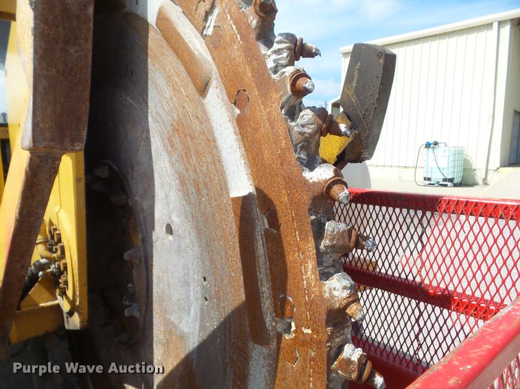 image for item DC7370 1988 Vermeer CC135 concrete cutter