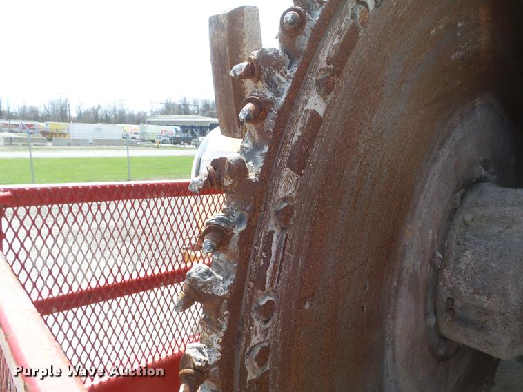 image for item DC7370 1988 Vermeer CC135 concrete cutter